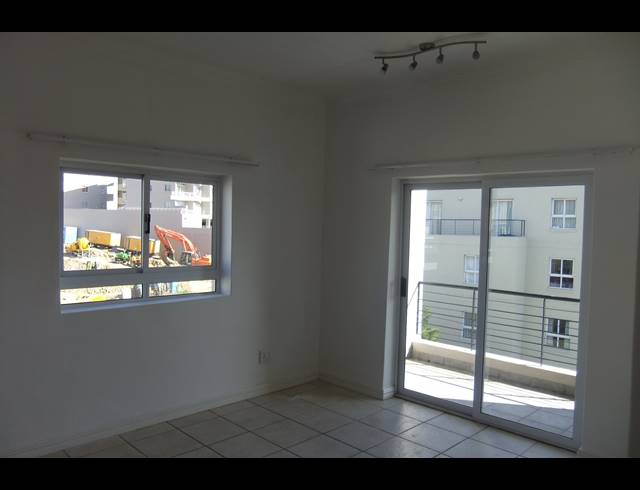 2 bed property to rent in TYGER WATERFRONT